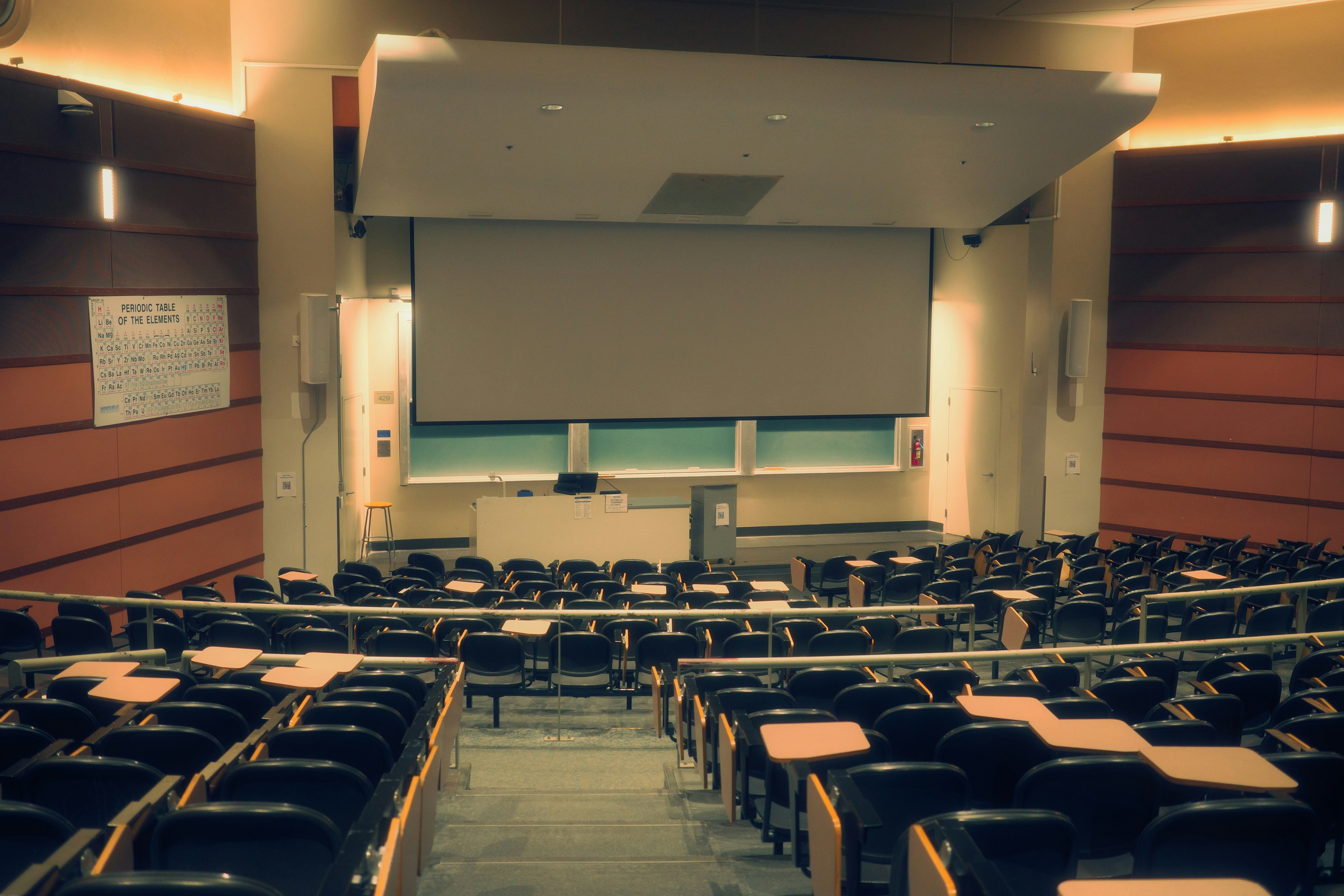 Teaching Operating Systems at University of Saarland